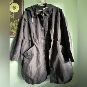 Old Navy lightweight parka. Size l. Navy blue